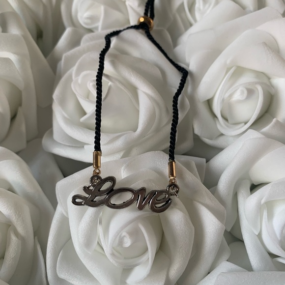 Bracelets - Picture 12 of 16